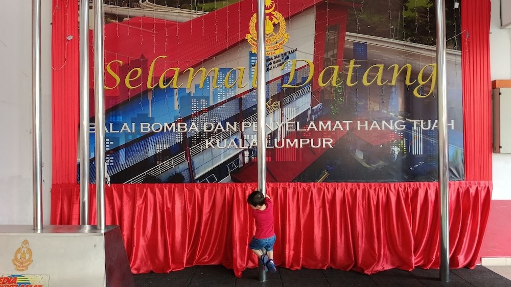 fire-pole-hang-tuah-fire-station-kl