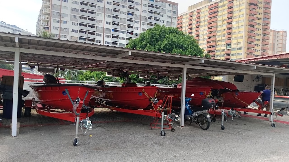 fire-rescue-boat-hang-tuah-fire-station-kl